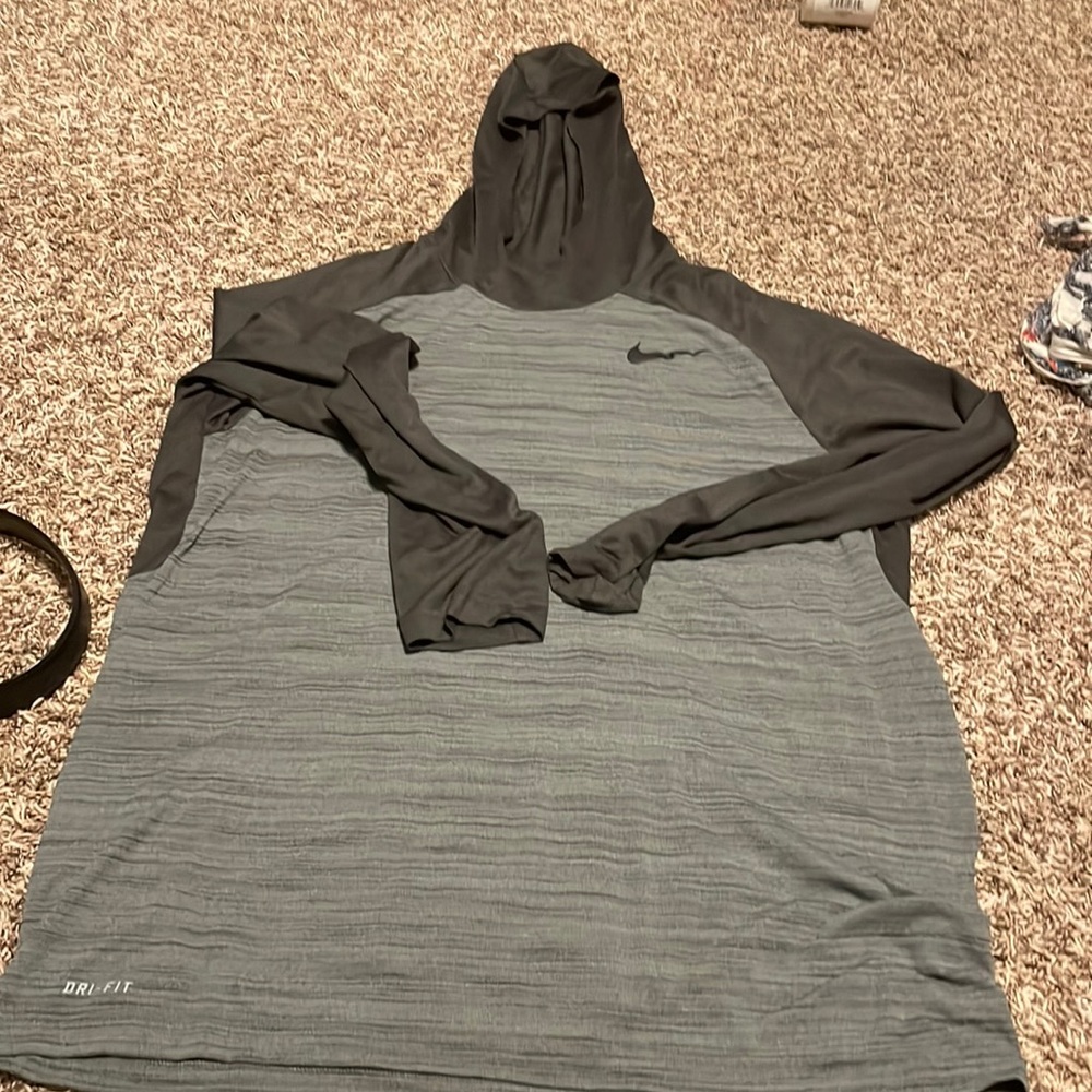 Nike pullover